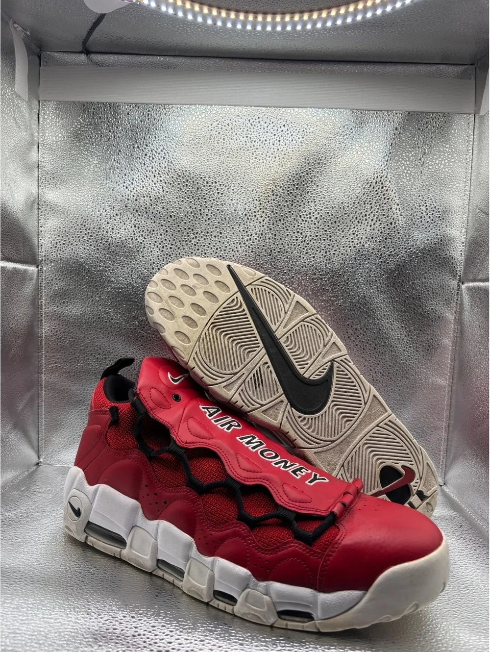 Nike air more money gym red